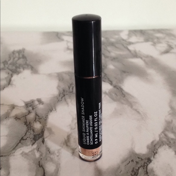 LOC Liquid Shimmer Shadow - Picture 2 of 4